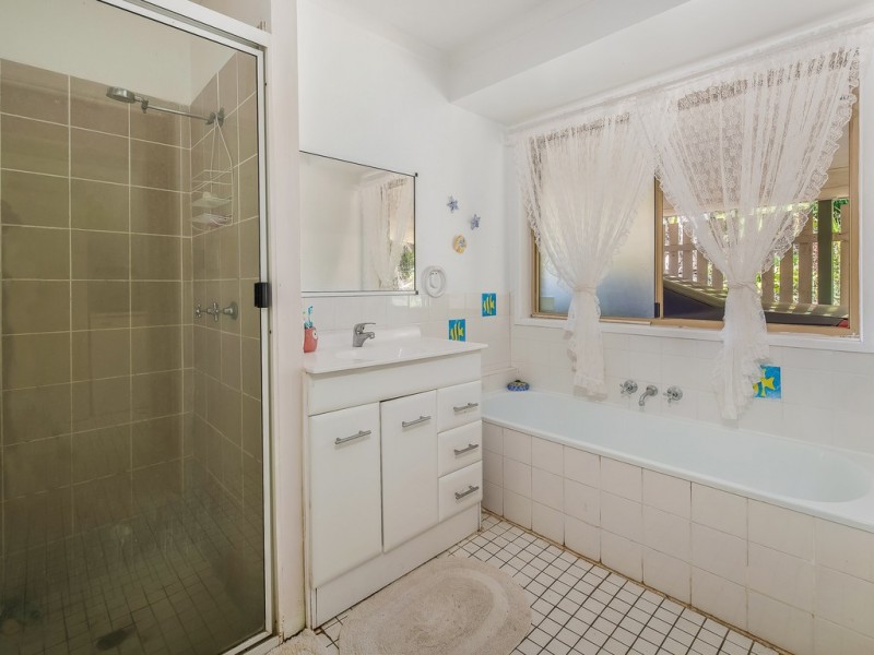 49 Queen Street, Cooran QLD 4569