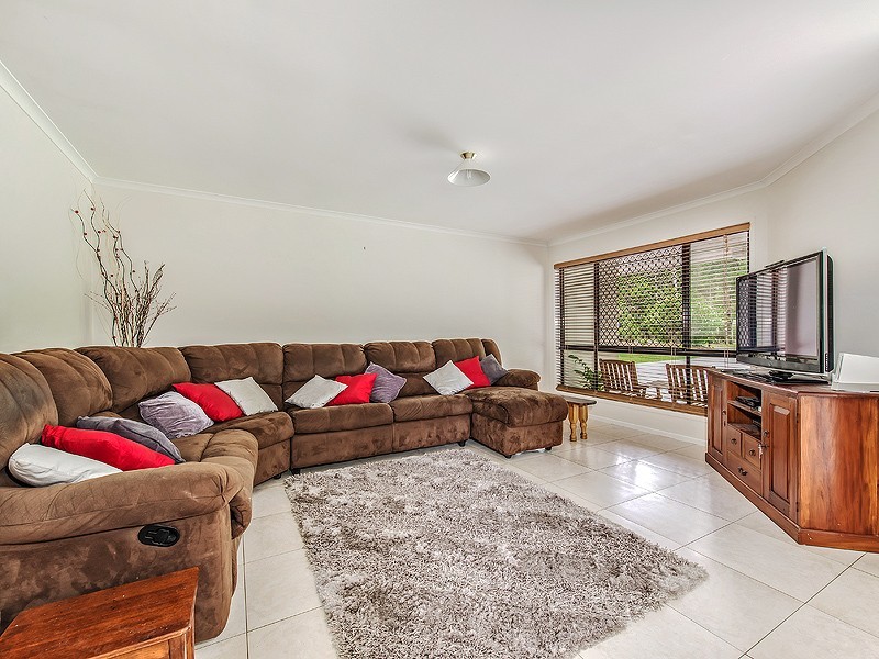 130 Cudgerie Drive, Black Mountain QLD 4563