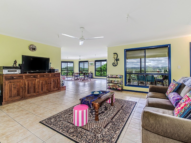 190 Akuna Lane, Cooran QLD 4569