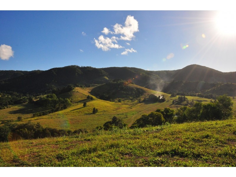 392 Sister Tree Creek Road, Kin Kin QLD 4571