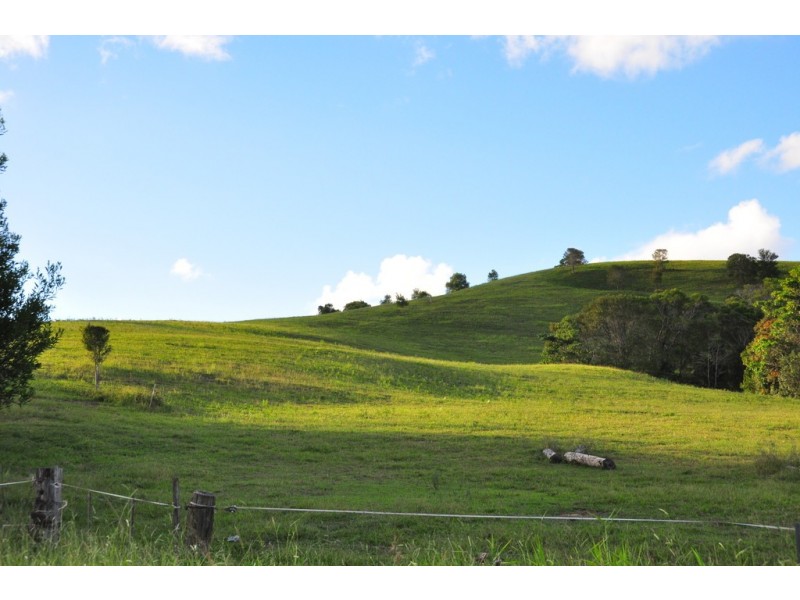 392 Sister Tree Creek Road, Kin Kin QLD 4571