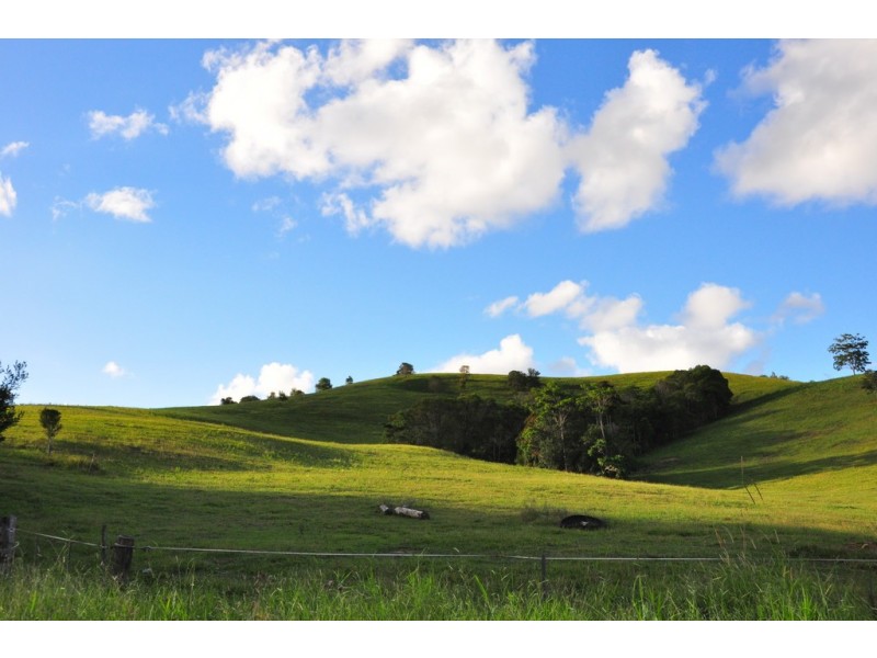 392 Sister Tree Creek Road, Kin Kin QLD 4571