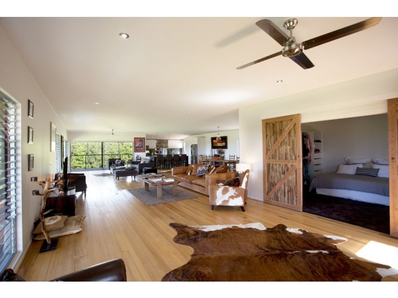 280 Dr Pages Road, Cootharaba QLD 4565