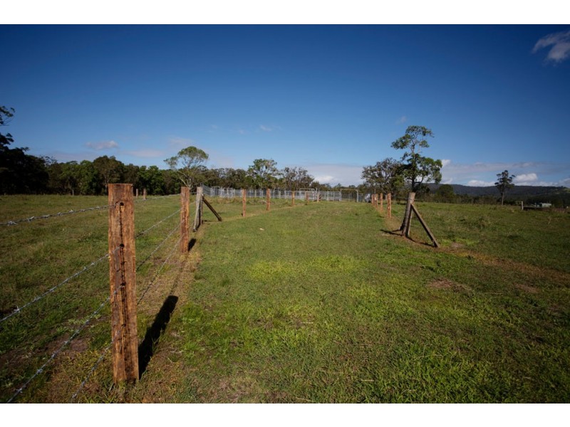 280 Dr Pages Road, Cootharaba QLD 4565