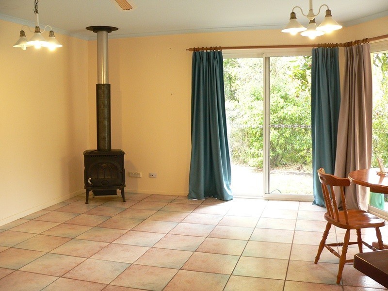 128 Brewers Road, Cooran QLD 4569