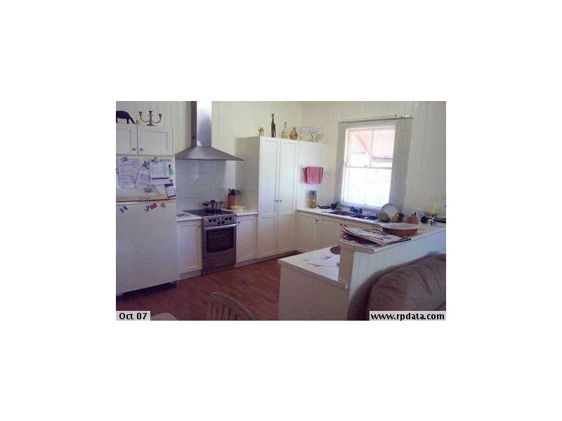 16 Rectory Street, Pomona QLD 4568