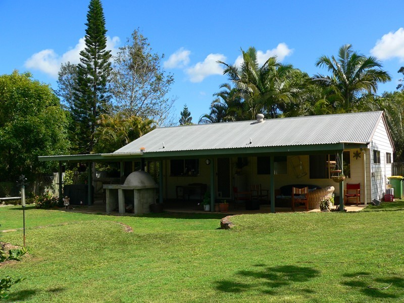 13 Royal Court, Cooran QLD 4569