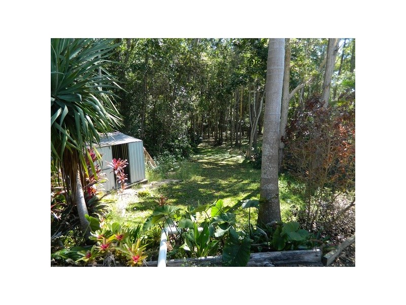 16 Pine Street, Pomona QLD 4568