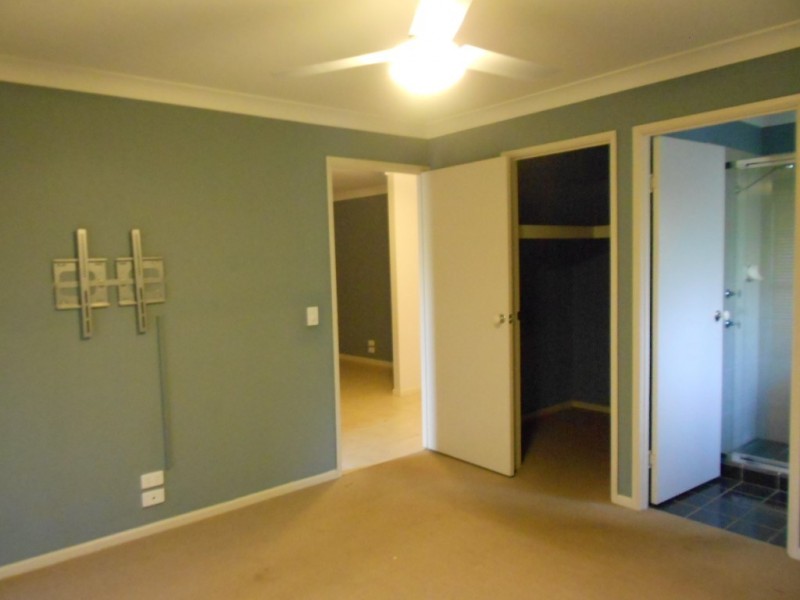 3 Palm Tree Court, Pomona QLD 4568