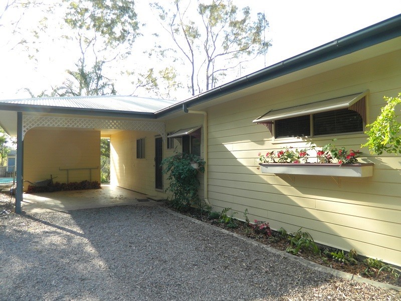 260 Coles Creek Road, Cooran QLD 4569