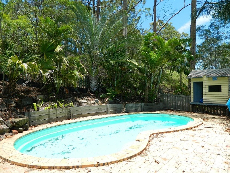 260 Coles Creek Road, Cooran QLD 4569
