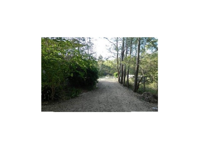 260 Coles Creek Road, Cooran QLD 4569
