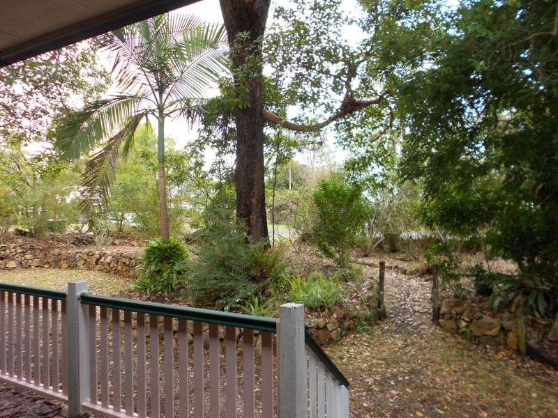 14 Arthys Road, Cooran QLD 4569