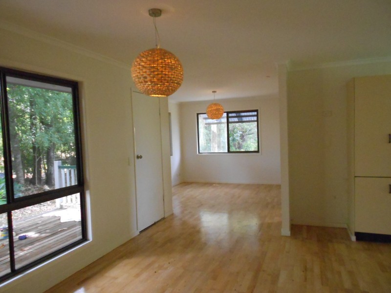 14 Arthys Road, Cooran QLD 4569