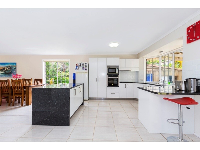 96 Summit Road, Pomona QLD 4568