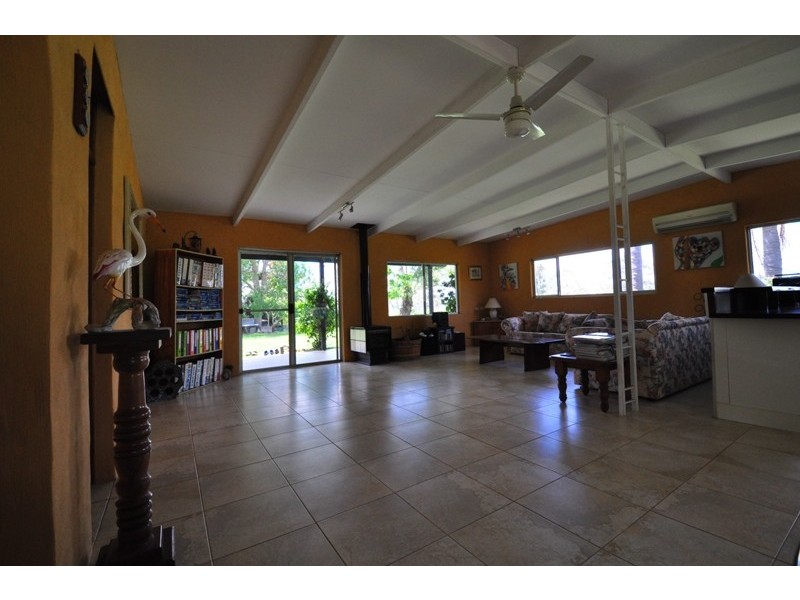 32 Buckley Road, Kin Kin QLD 4571