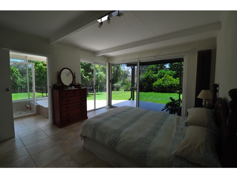 32 Buckley Road, Kin Kin QLD 4571