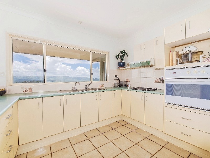 198 Lehman Road, Traveston QLD 4570