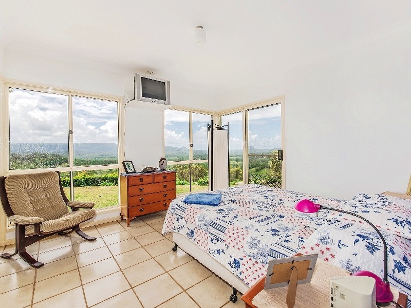 198 Lehman Road, Traveston QLD 4570