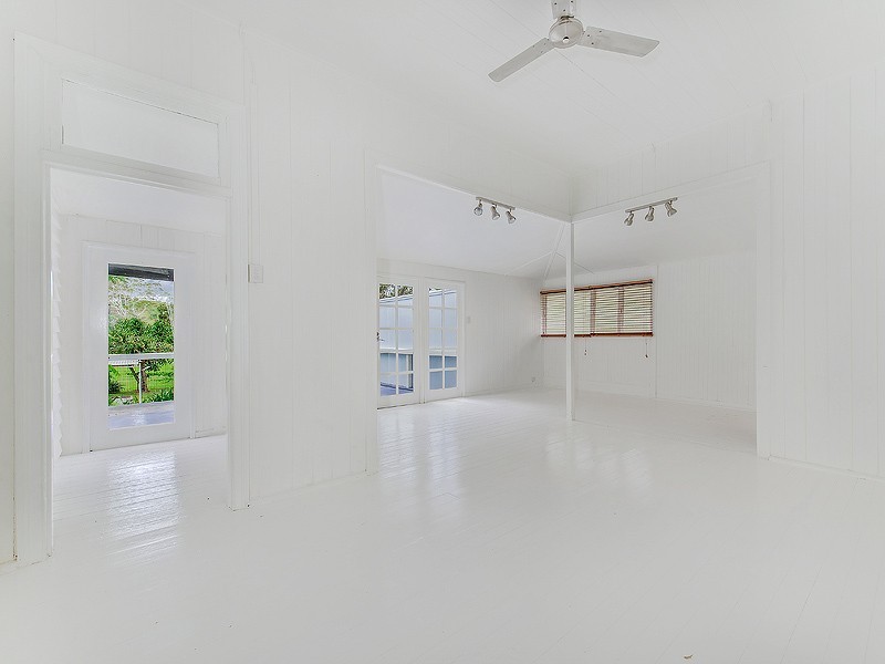 65 Main Street, Kin Kin QLD 4571