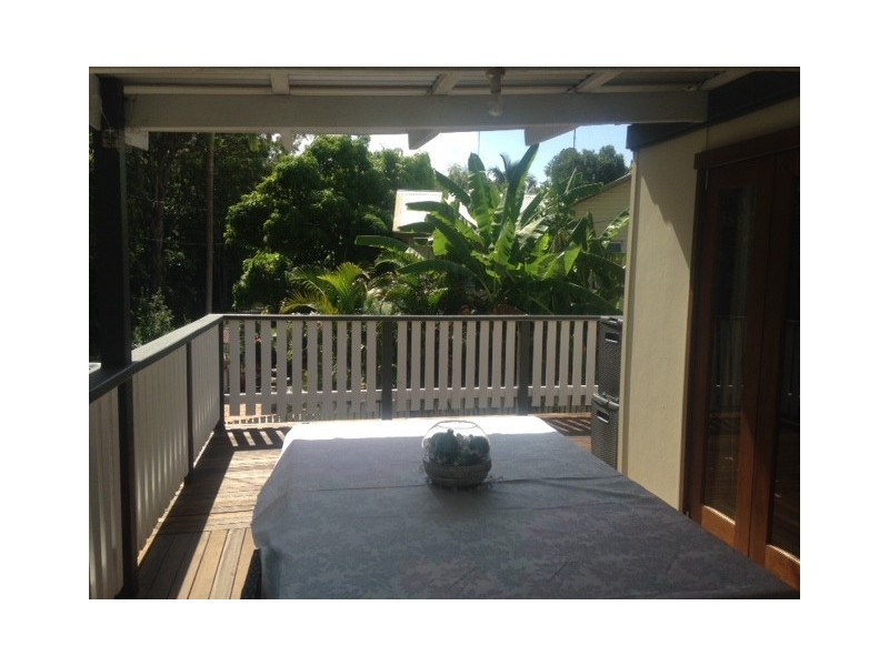 12 Mary Street, Cooran QLD 4569