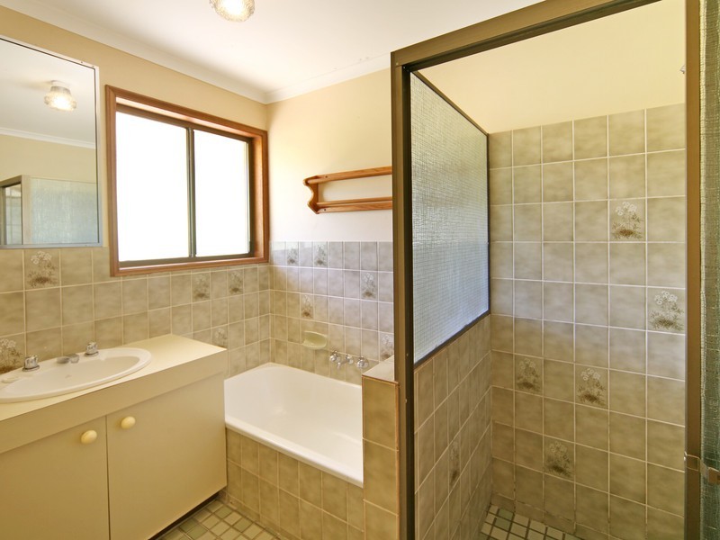 35 Mahers Road, Cooran QLD 4569