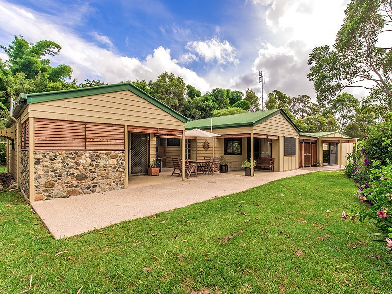 20 Hawk Road, Pomona QLD 4568