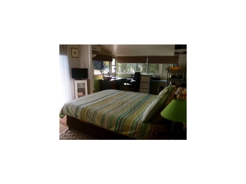 96 Green Gate Road, Cooroibah QLD 4565