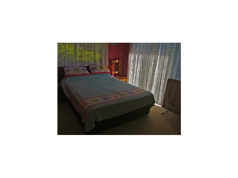 96 Green Gate Road, Cooroibah QLD 4565