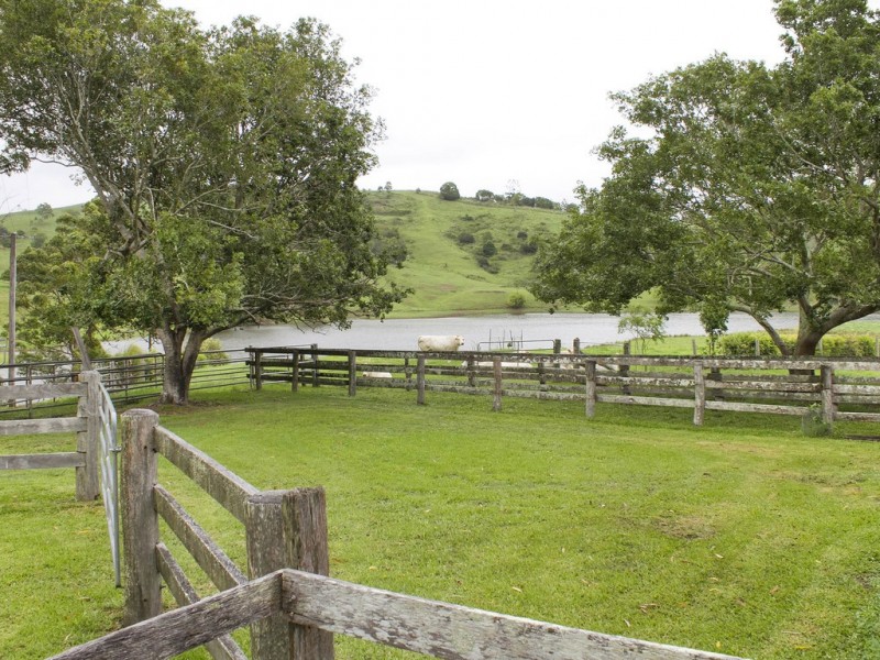 1052 Cedar Pocket Road, Cedar Pocket QLD 4570