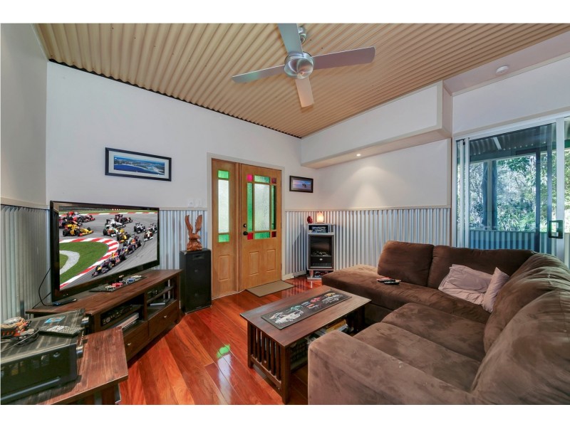 87 Kildeys Road, Cootharaba QLD 4565