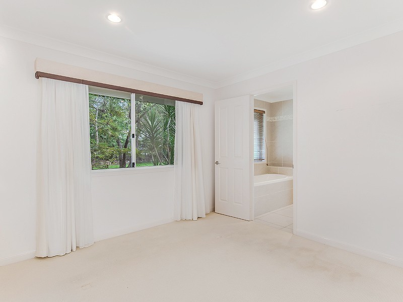 24 Eucalypt Way, Cootharaba QLD 4565