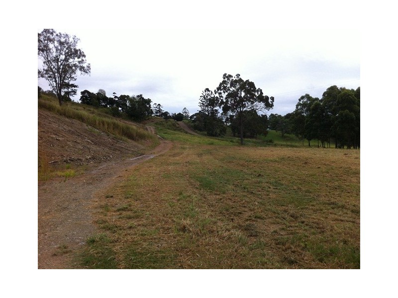 130 Kress Road, Tuchekoi QLD 4570