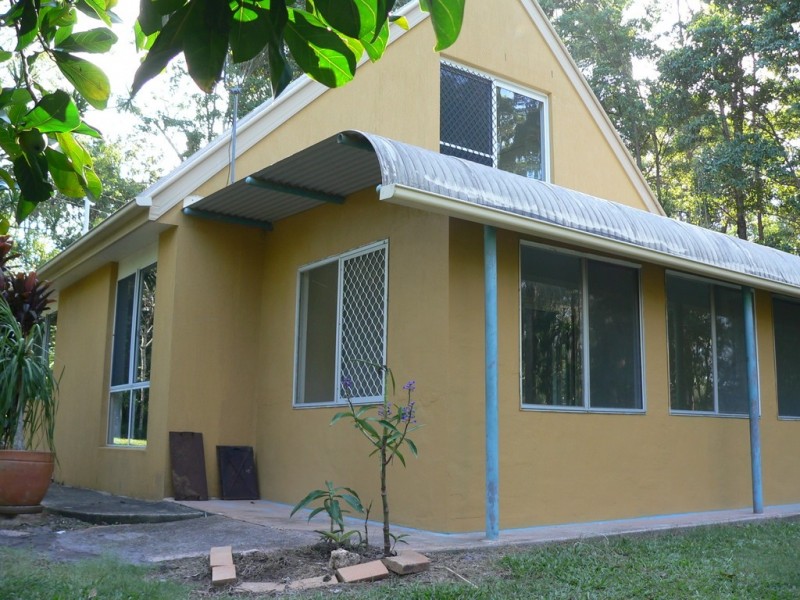 138 Black Pinch Road, Pomona QLD 4568