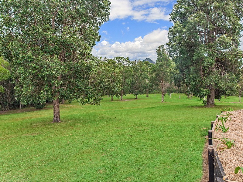 5 Stockman Court, Pomona QLD 4568
