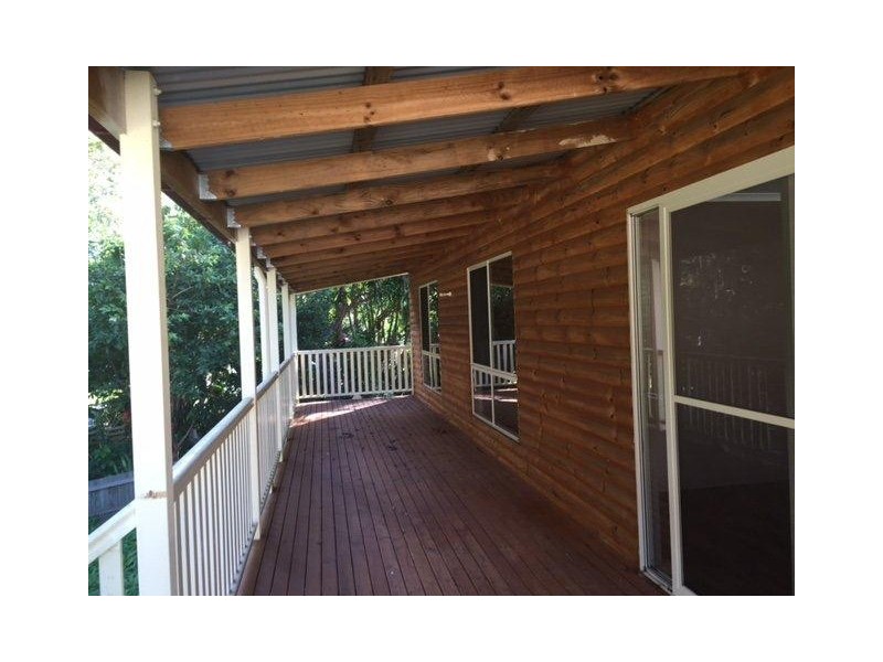 8 Mary Street, Cooran QLD 4569