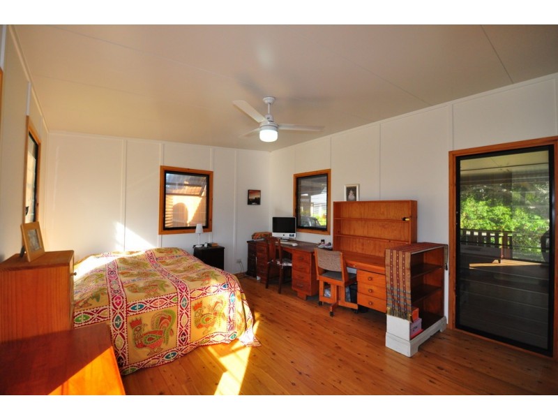 2 Leggetts Loop, Kin Kin QLD 4571