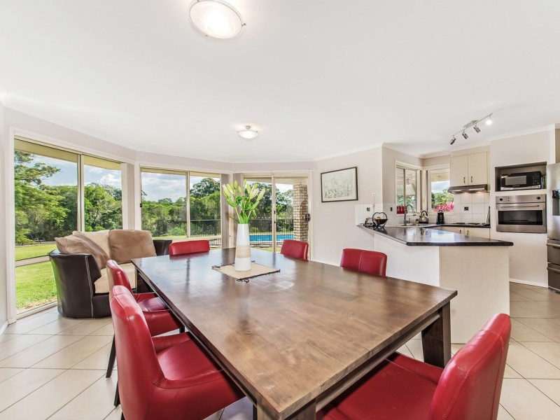 19 Pioneer Rd, Pomona QLD 4568
