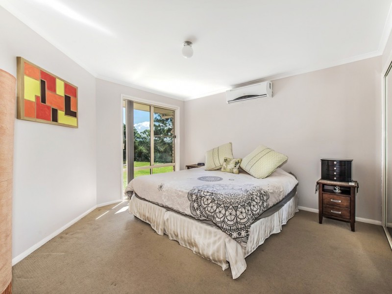 19 Pioneer Rd, Pomona QLD 4568