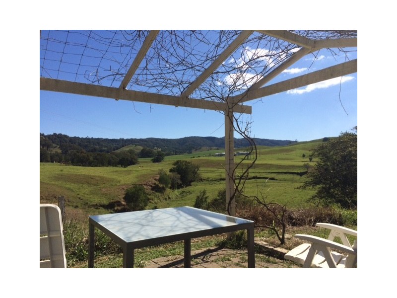 90 Upper Pinbarren Creek Road, Pinbarren QLD 4568