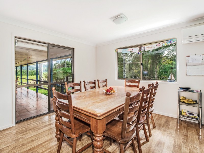 90 Upper Pinbarren Creek Road, Pinbarren QLD 4568