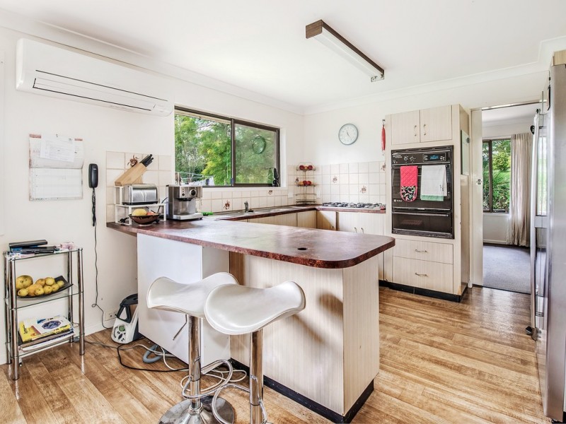 90 Upper Pinbarren Creek Road, Pinbarren QLD 4568