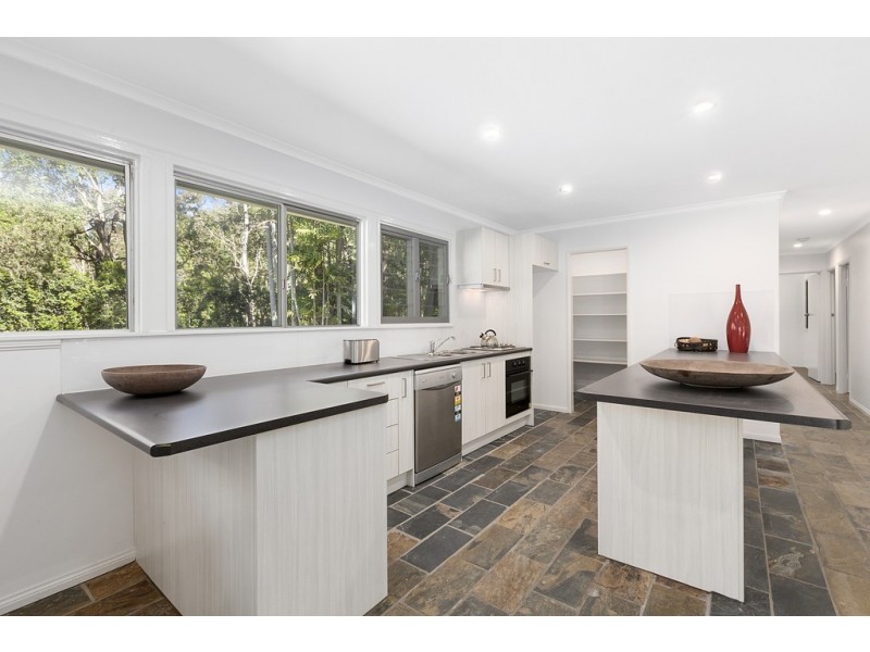 88 Kinmond Creek Rd, Cootharaba QLD 4565