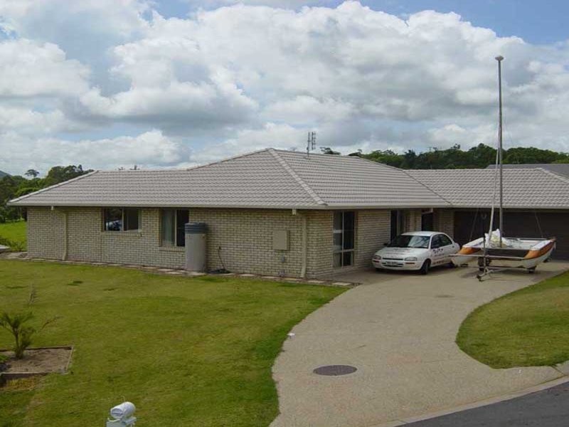 1 Viola Place, Cooroy QLD 4563