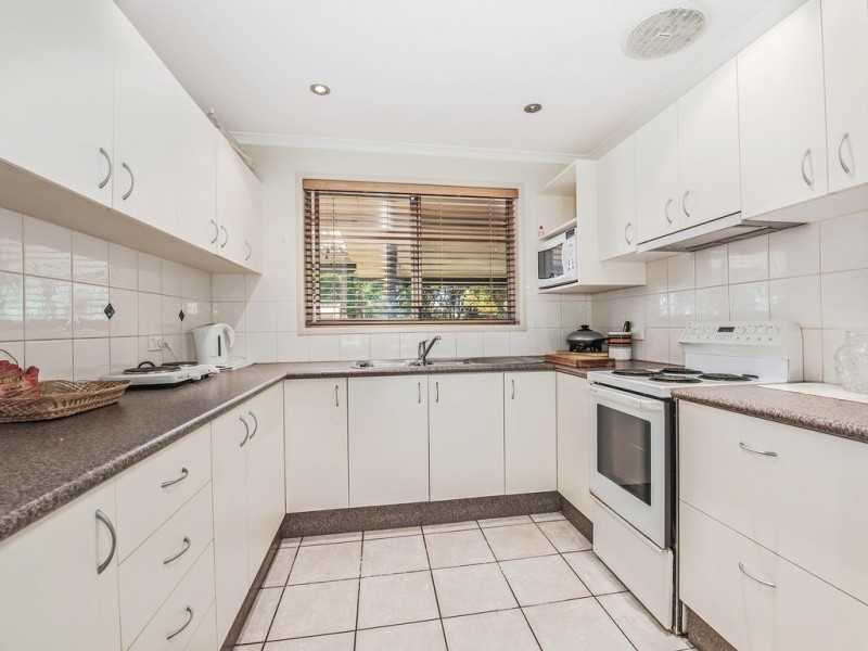 3 Tree Street, Pomona QLD 4568