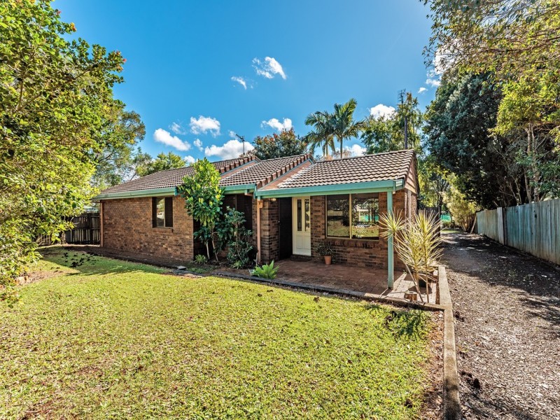 3 Tree Street, Pomona QLD 4568
