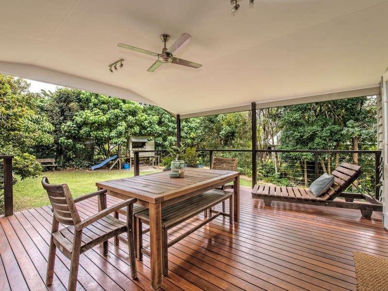 11 Mountain Street, Pomona QLD 4568