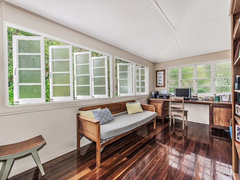 11 Mountain Street, Pomona QLD 4568