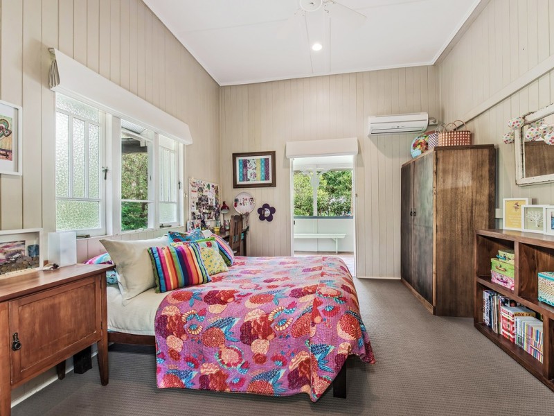 11 Mountain Street, Pomona QLD 4568