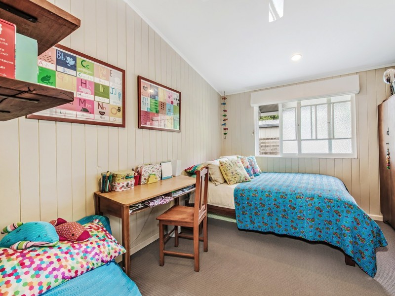 11 Mountain Street, Pomona QLD 4568